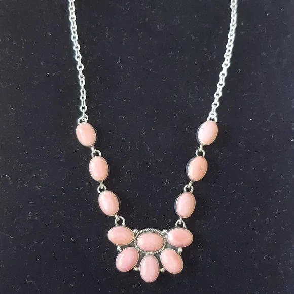 New Sterling Silver & Pink Conch Large Statement Necklace Gorgeous! - Picture 3 of 12